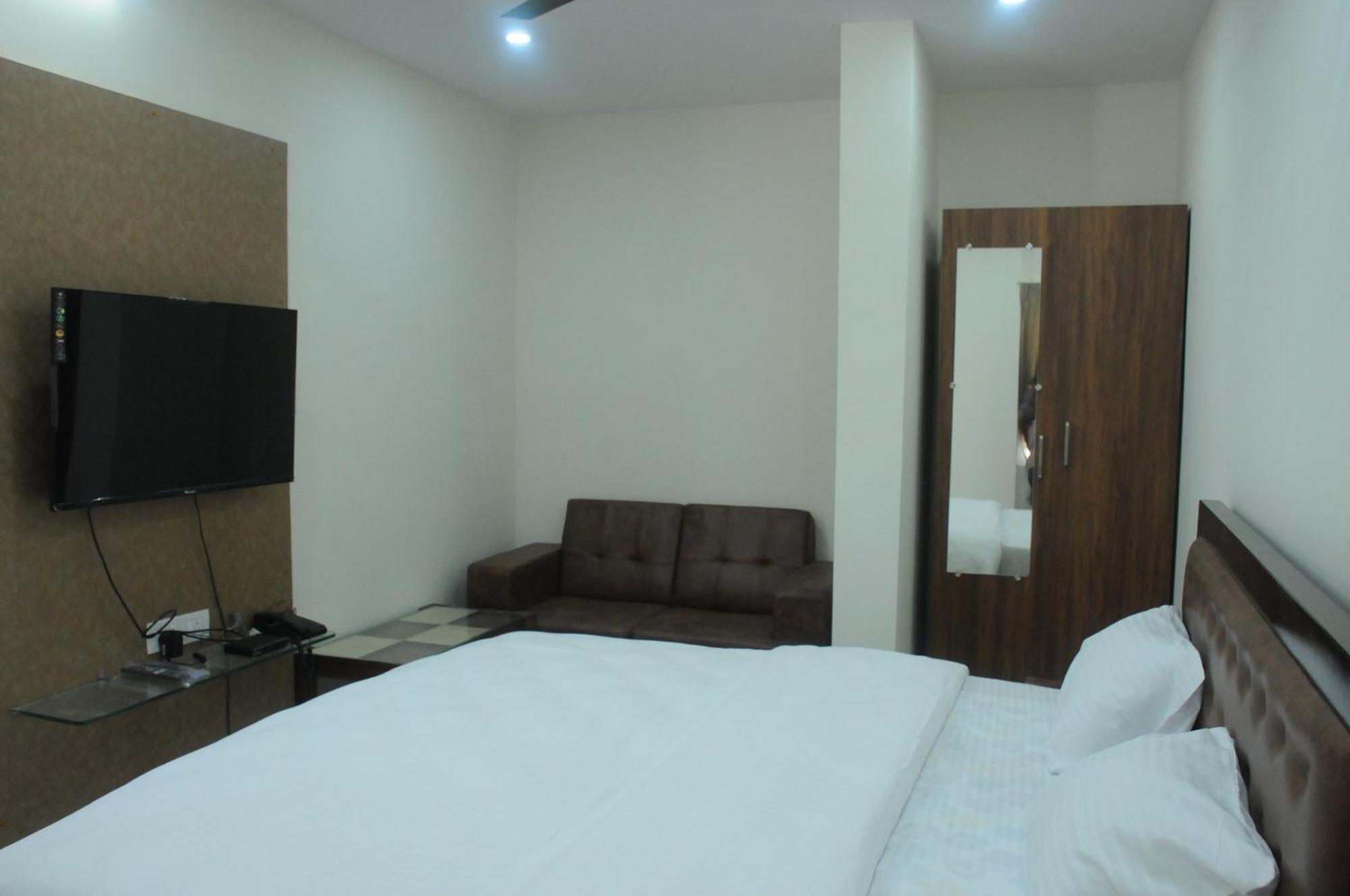 Amma Inn Elegance Suites And Apartments Mysore Ngoại thất bức ảnh